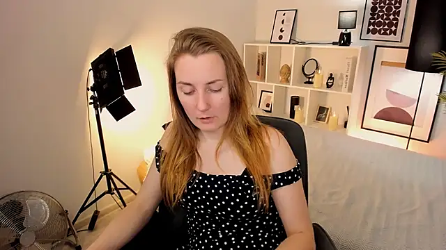 MeggySun: απευθείας συνομιλία ΧΧΧ