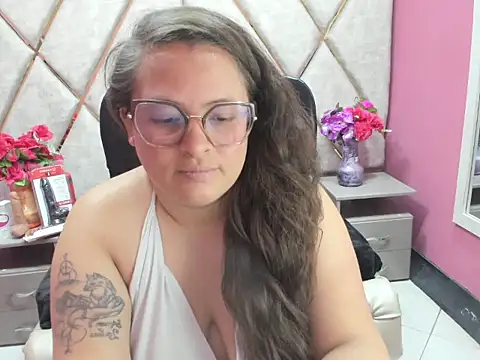 Sarah_Boobs_: απευθείας συνομιλία ΧΧΧ