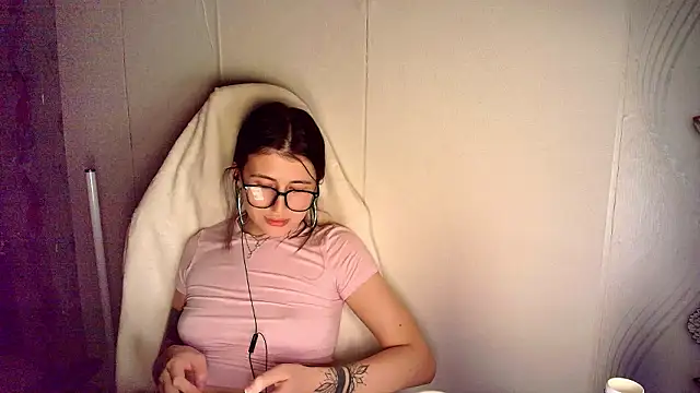 KristinaScott – Naživo XXX chat