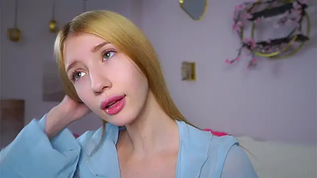 SunnivaCovil: απευθείας συνομιλία ΧΧΧ