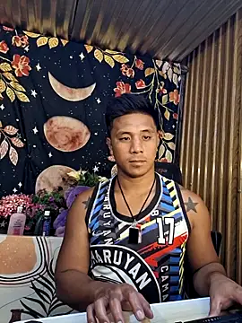 Chat XXX Live Felix_Asher