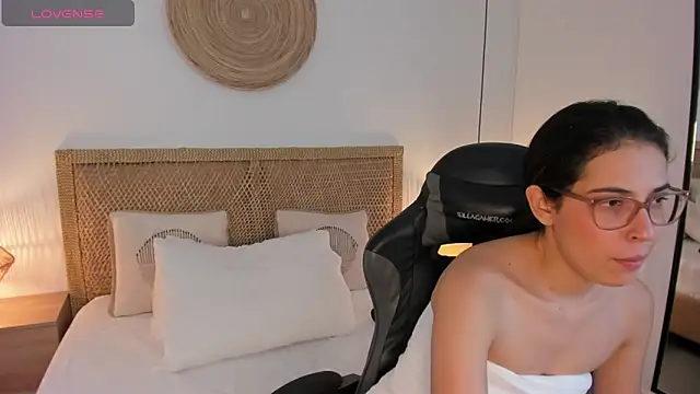 desireee_ 即時 XXX 聊天