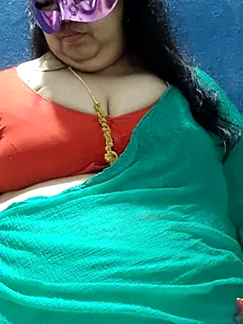 tamilthanushri's Live XXX Chat