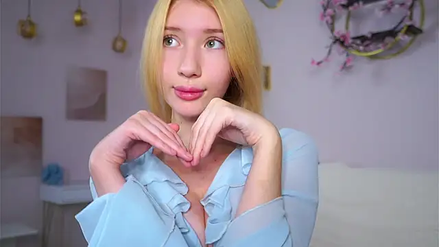 Онлайн чат XXX SunnivaCovil