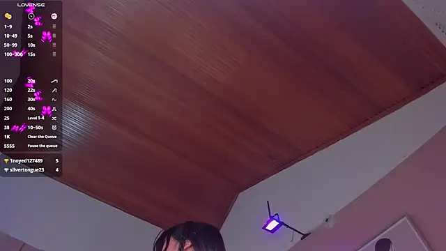 elodie_walker: онлайн-секс-чат