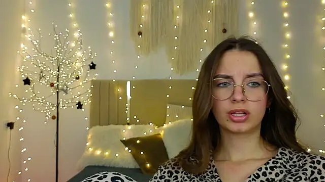 Real_cutie1's Live XXX Chat