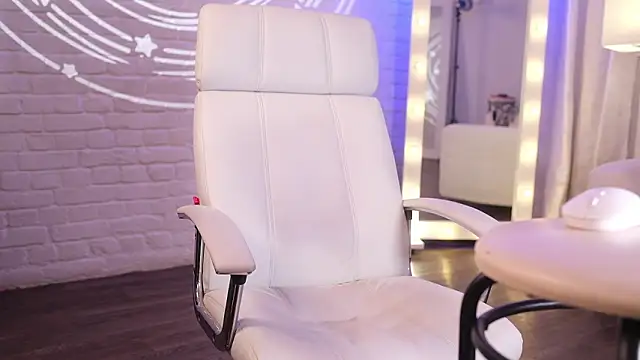 Margo_Pearls: онлайн-секс-чат