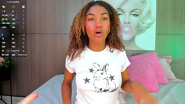 ImaniOkoye Chat XXX in diretta