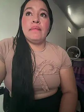 Lovelipsbig's Live XXX Chat