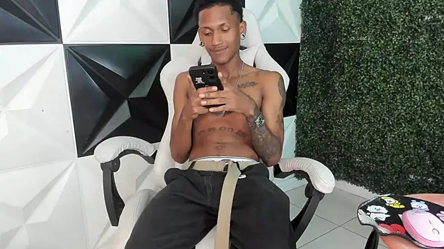 ManSant's Webcam Show