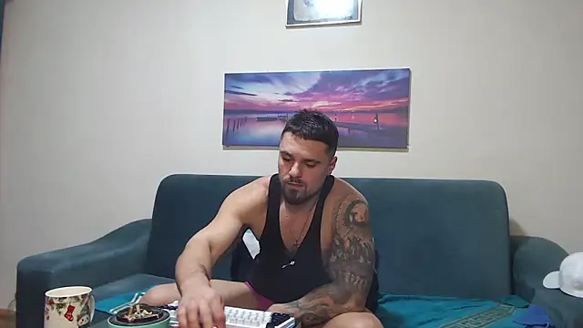 Tiberius_hunkのライブXXXチャット