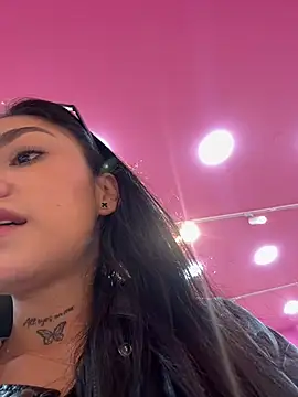 Bonny_Eva Chat XXX in diretta