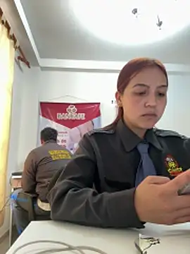 Emily-7_ 라이브 XXX 채팅