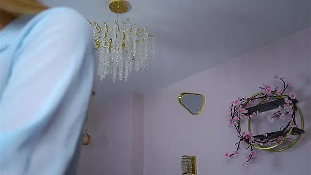 SunnivaCovil's Webcam Show