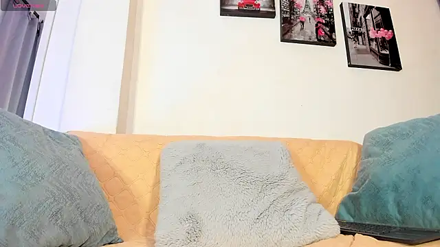 PauleteW10 Live XXX-chat