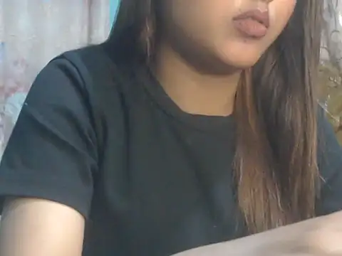 NancyRuvi's Webcam Show