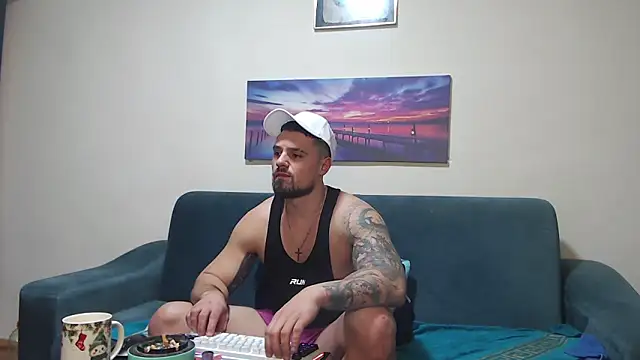 Tiberius_hunk's Live XXX Chat