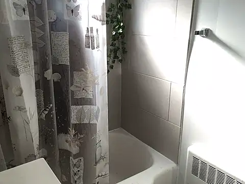 littyleesh1's Live XXX Chat