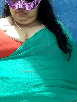 tamilthanushri's Live XXX Chat