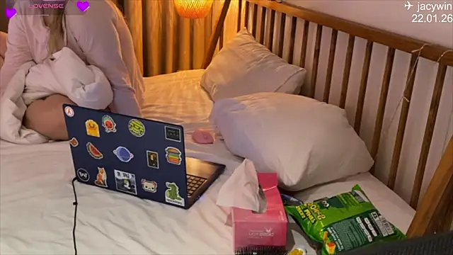 JacyWinslat's Live XXX Chat