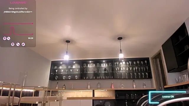 KylaMorrison: онлайн-секс-чат