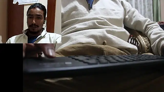 Chat +18 de Gre3k_god ao vivo