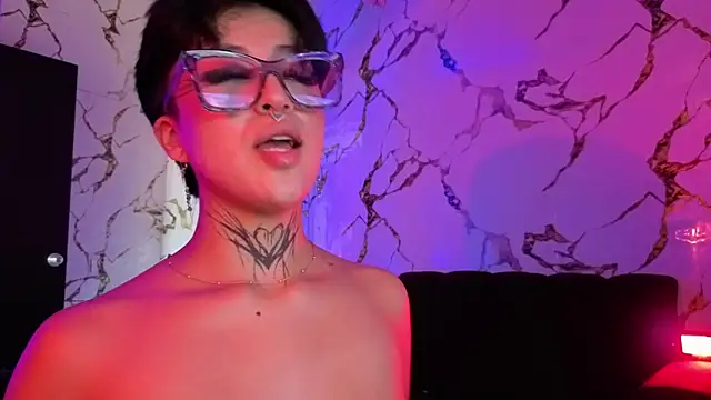 Rebeka-baker: онлайн-секс-чат