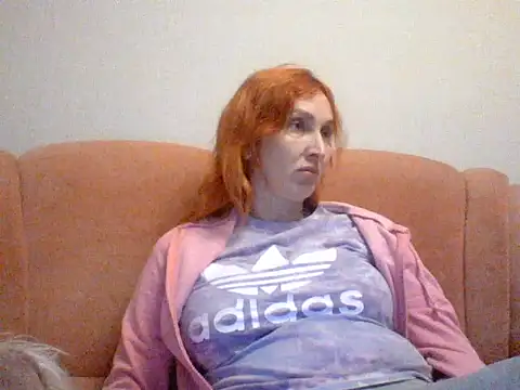 MssAngela: απευθείας συνομιλία ΧΧΧ