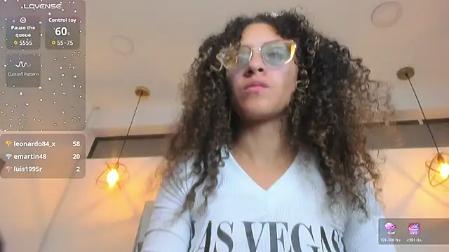 Hanna_Cornee_'s Live XXX Chat