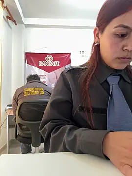 Emily-7_'s Live XXX Chat