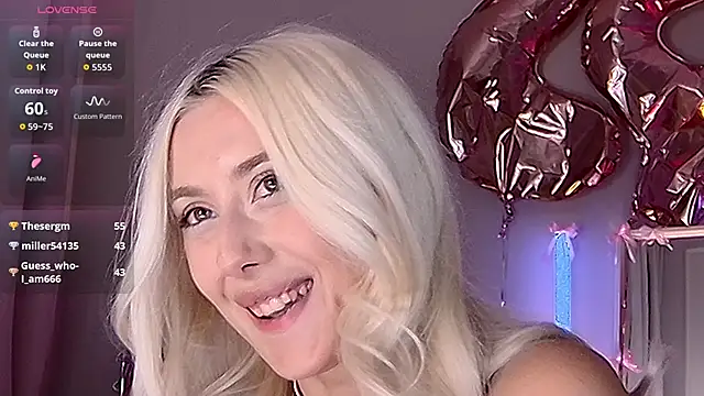 LoryWood Chat XXX in diretta