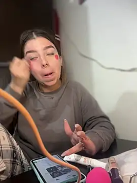 Cloew_Marz Chat XXX in diretta