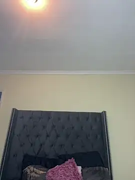 DarkBerry87's Webcam Show