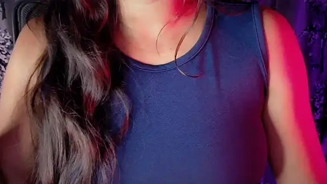 Chatroom XXX en direct de SilkenSundari