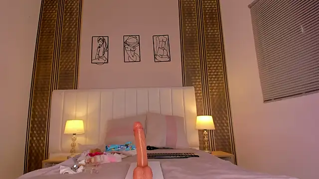 zoe_sky_n Live XXX chat