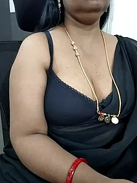 Deepthi_Mysore Chat XXX in diretta