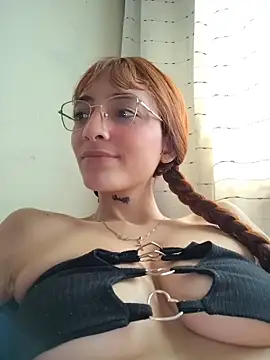 Dani-pegginn Live XXX chat