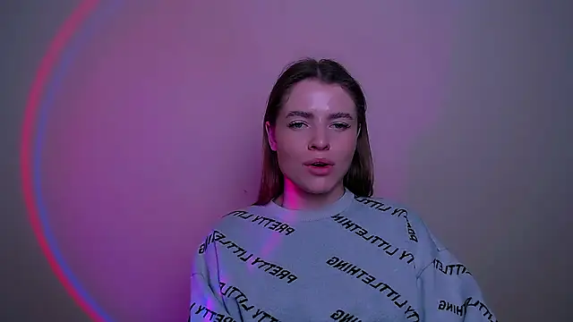 MissOliviaa_ Adlı Modelin Web Kamerası Şovu