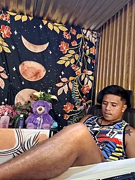 Felix_Asher Pertunjukan Webcam