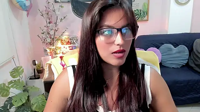 Cameroon-Diaz's Live XXX Chat