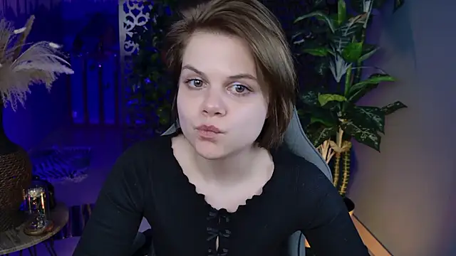 EllieMurler 即時 XXX 聊天