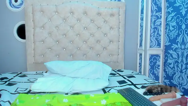 mishell_lovely – Live XXX-chat