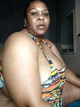 Moretl 即時 XXX 聊天