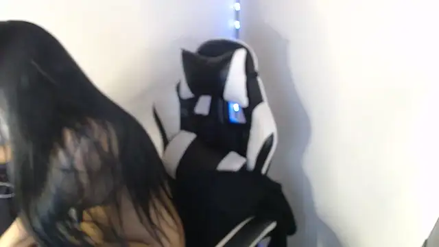 JessGarcia 即時 XXX 聊 天