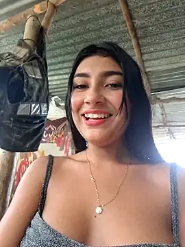 Sweed-virgin-pussy's Live XXX Chat