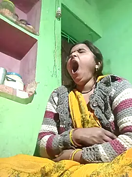 Pooja_hote's Webcam Show