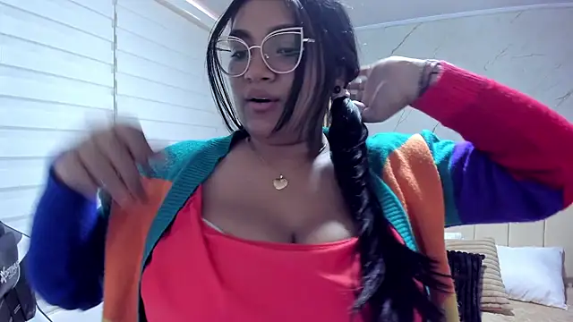 Lyra_Black_ 即時 XXX 聊天