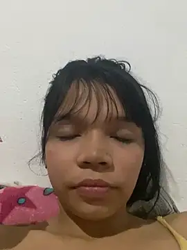 lucia83のライブXXXチャット