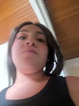 Alyha_Cortes 现场XXX聊天