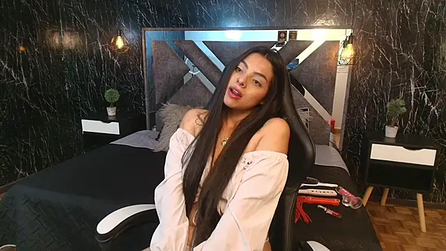 TiffanyMartinez Webcam Show